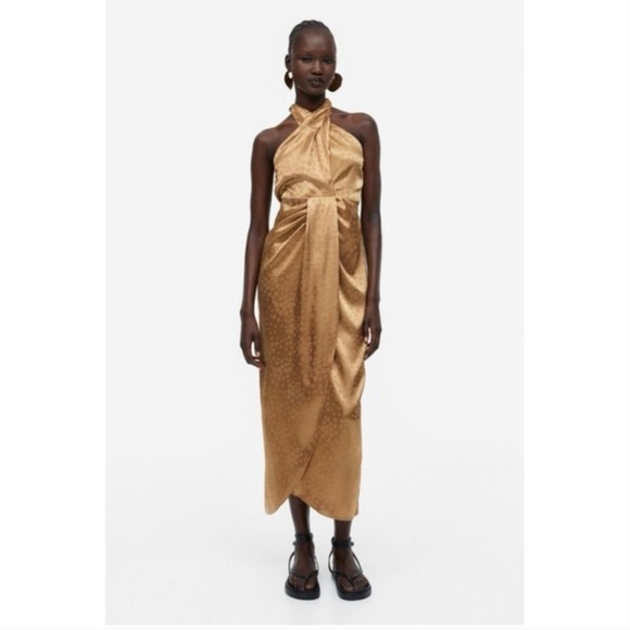 H&M Dresses & Skirts - H&M Embossed Satin Tulip Hem Halter Maxi Dress Gold NWT Size XL